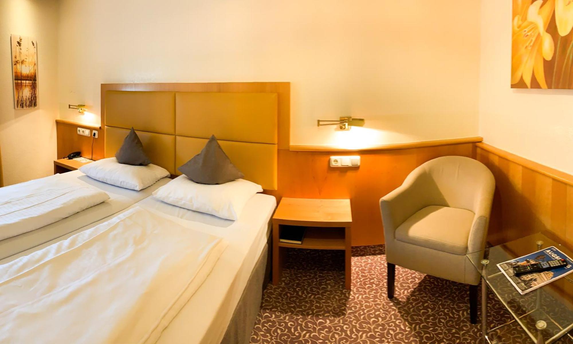 City Hotel Ost Am Koe اوغسبورغ المظهر الخارجي الصورة