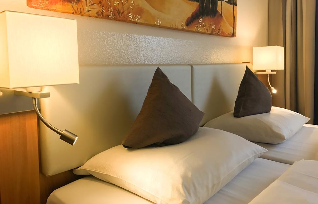 City Hotel Ost Am Koe اوغسبورغ المظهر الخارجي الصورة