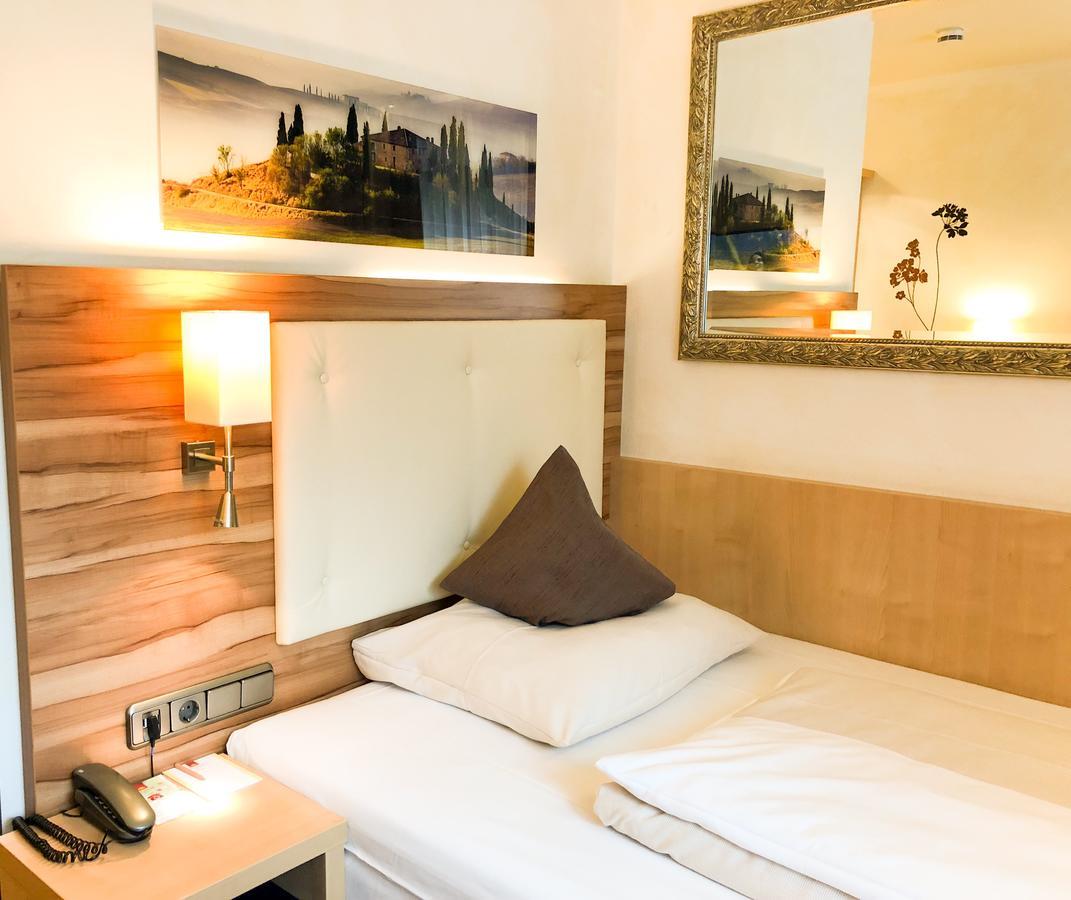 City Hotel Ost Am Koe اوغسبورغ المظهر الخارجي الصورة